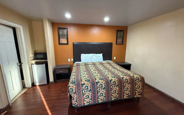 Rocky Inn