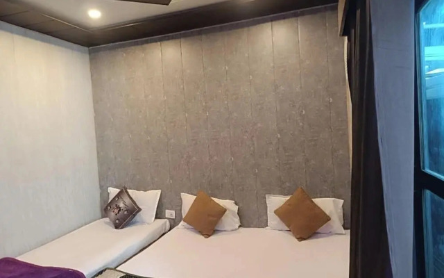 Shiv Kashi Paying Guest House