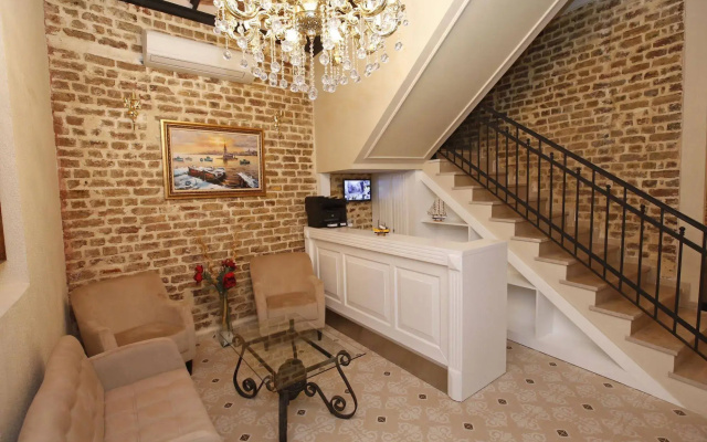 Art Nouveau Galata