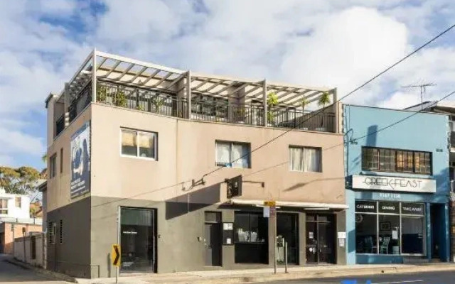 MetaWiseBnB Bondi Junction Penthouse Style