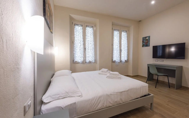 Mercato Contemporary Apartment by Mmega