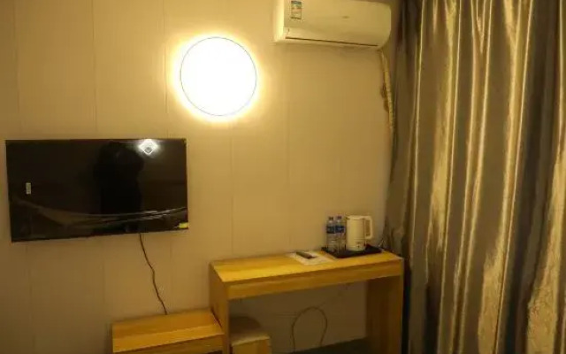 Jiangtian Holiday Hotel (Fuyuan Port)