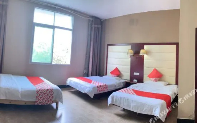 Xishuangbanna International Aerial Garden South of Mekong River (Daijiangnan) Business Hotel