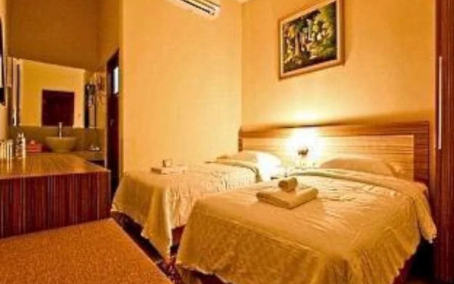 Marina Hotel