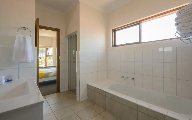 Parkview Villa 2 Luxury 3 Bedroom Home