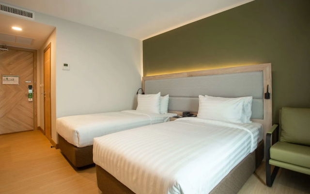 Prime Square Hotel