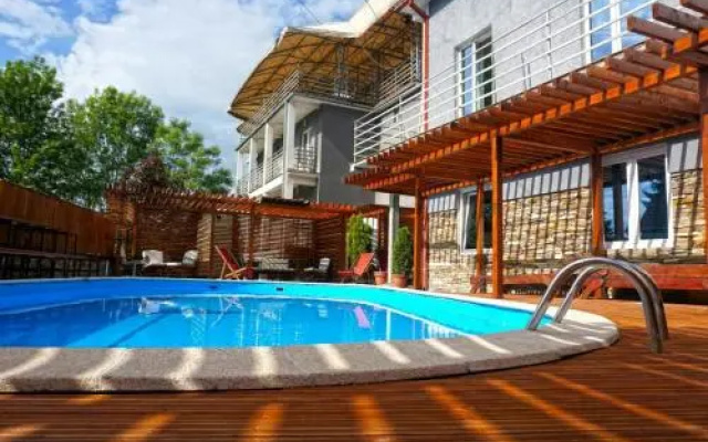 Guest House Vila Petra