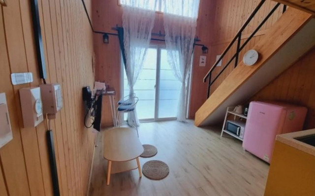 Jeju Woljeong Leisure Pension