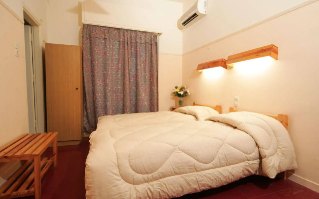 Alma Hotel