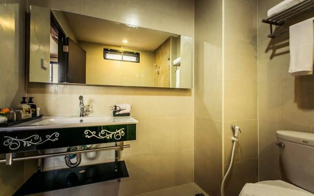 De Hug Hotel & Residence
