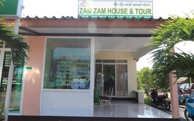Отель Zam Zam House Ланта вид на фасад