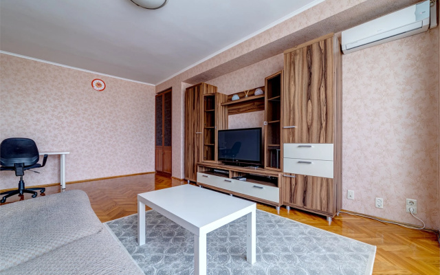 На Новом Арбате 22