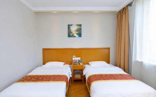 GreenTree Inn Liaoning Dalian Wuyi Square Express Hotel