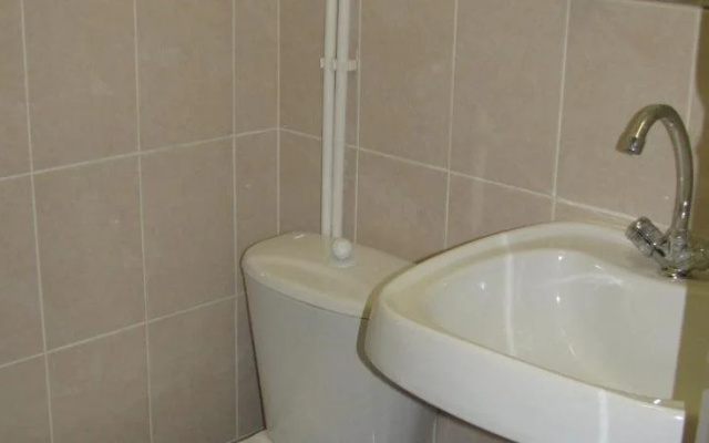Отель Искра