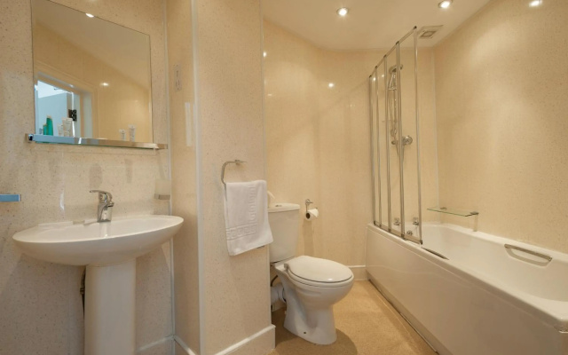 Town House Rooms