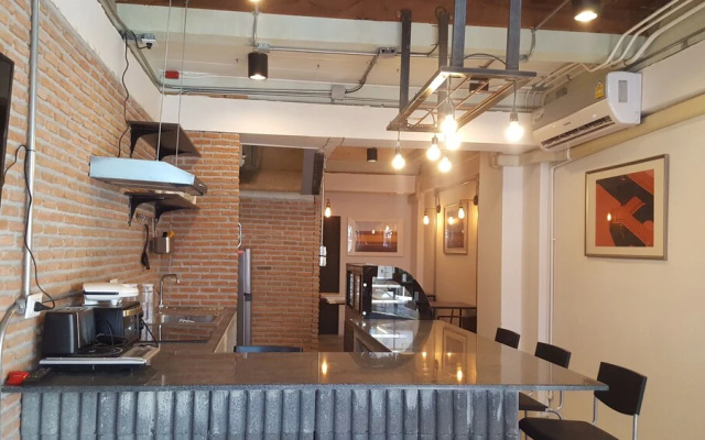 Haus Sathorn 11 Bed And Breakfast