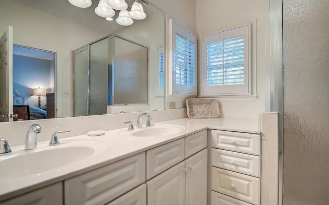 510 Grier 3 Br Villa by RedAwning