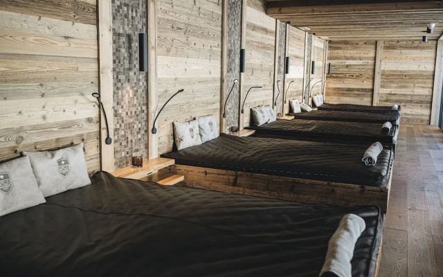 AlpenParks Hotel & Apartment Arlberg Warth