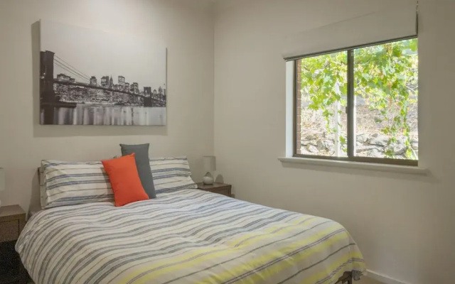 131 Your Vineyard Home in the heart of the Vale