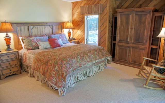 141 Willis Place - 4 Br Townhouse