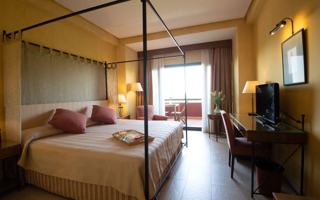 Intelier Airén Hotel by Intelier Hotels & Suites