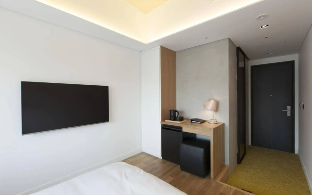 Stay B Hotel Myeongdong