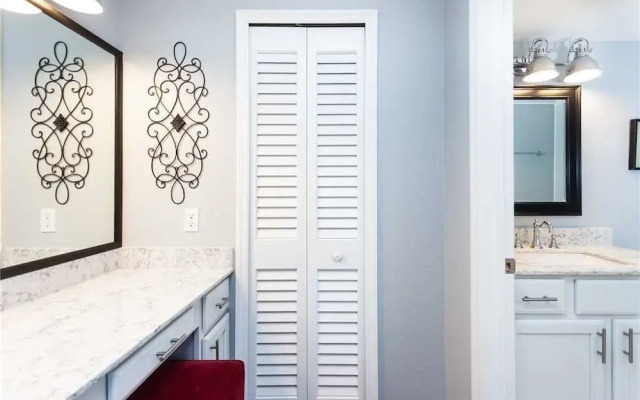 Shores Club 305 - Two Bedroom Condo