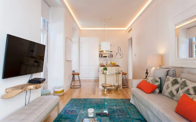 Traveling To Lisbon Castelo Apartments