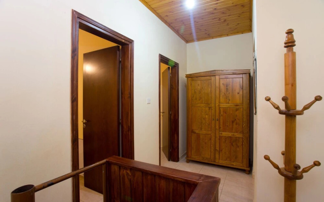 Rodoulas Traditional Village House