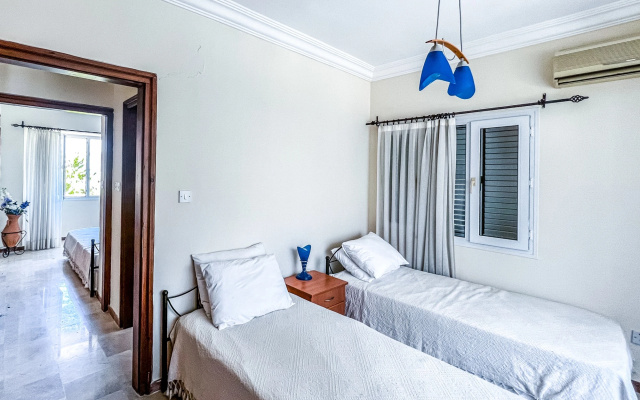 Fantastic Villa with Private Beach in Girne