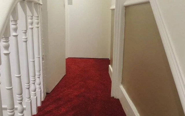 White House Hotel