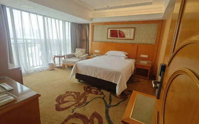 Vienna International Hotel Zhongshan Torch Zone