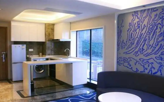 Haohai Hotel and Residence