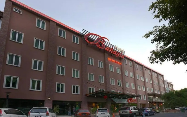 Standard Family room · Hotel Bahagia — photo 3