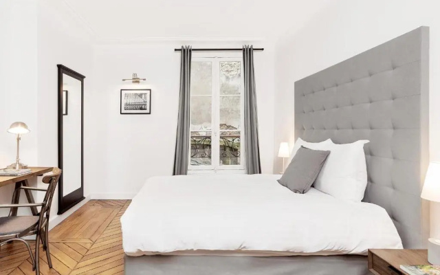 Livinparis - Luxury 4 Bedrooms Opera Lafayette II