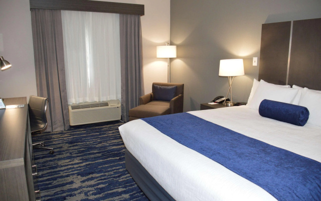 Best Western Plus Rama Inn & Suites
