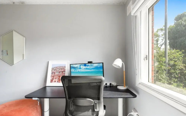 Cosy Sydenham 1-bed by Inner-west's Attractions
