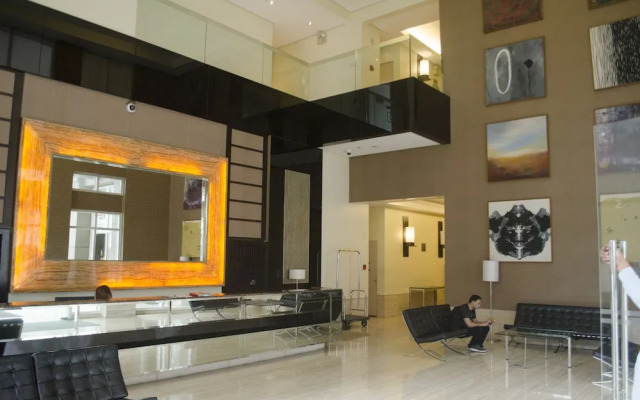 Stylish Apartment at BGC