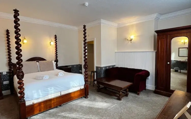 The Lairgate Hotel