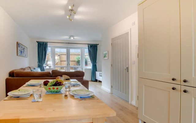 Hillview Cottage