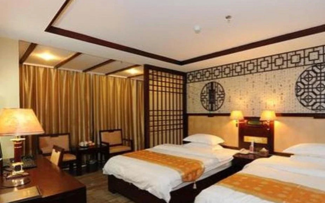 Guangxi Yulin Shenghao Business Hotel