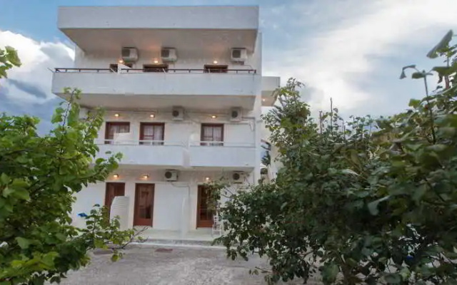 Filoxenia Apartments