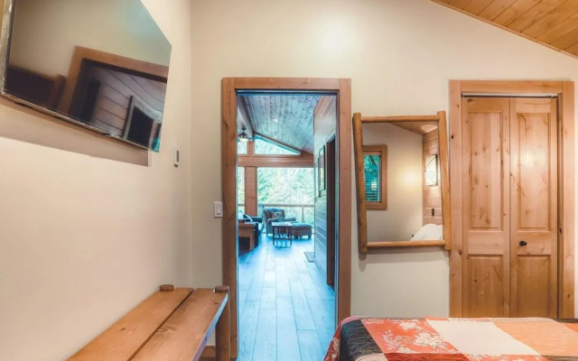 River View Cabin