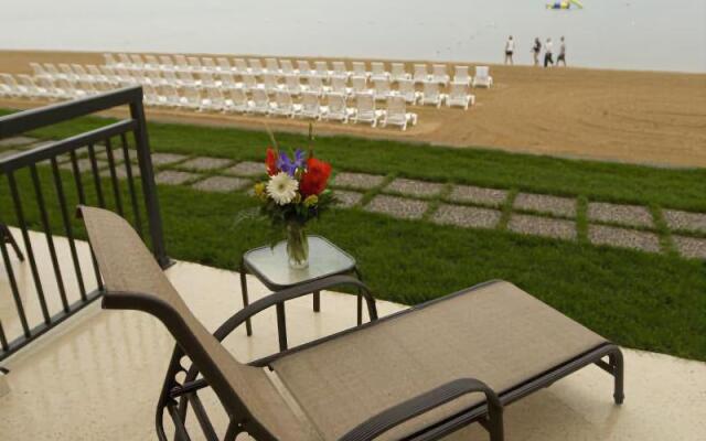 ParkShore Resort