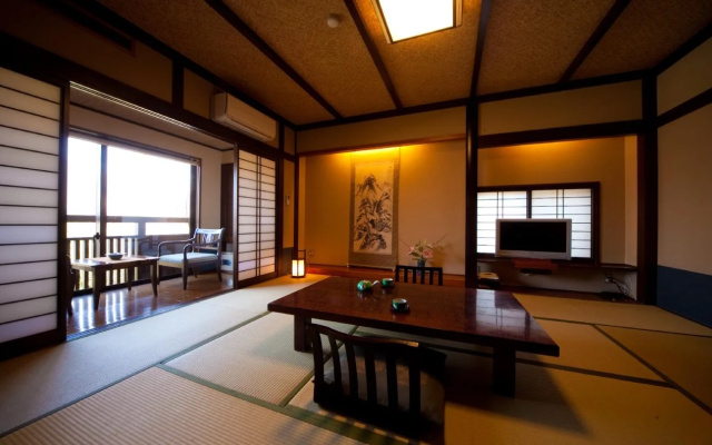 Yufunogo Saigakukan