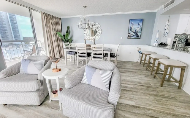 510 South Hampton 2 Bedroom Condo