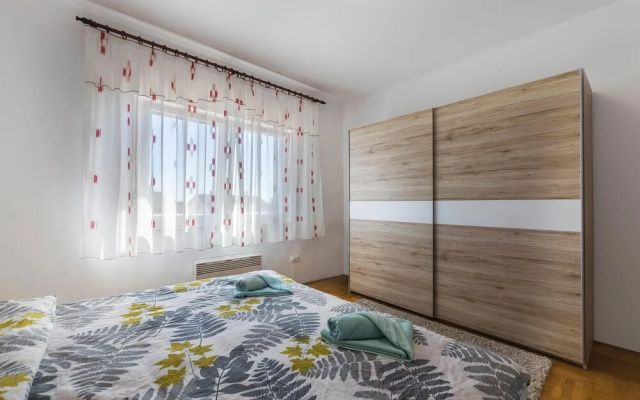Awesome Apartment in Pula With Wifi and 3 Bedrooms