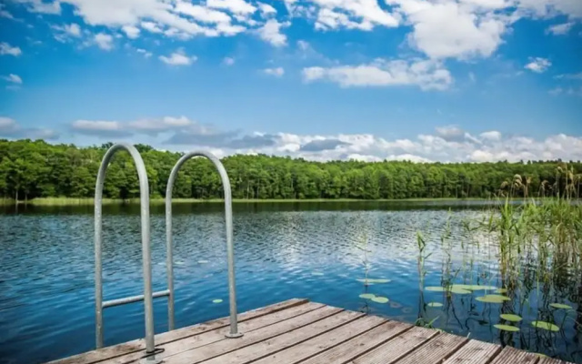Holiday Home by Lake Klepnicko With Pier