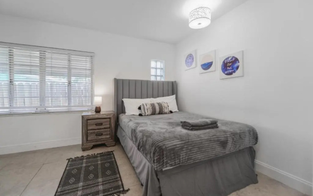 Amazing 3BR House 5 minutes from Marlins Park
