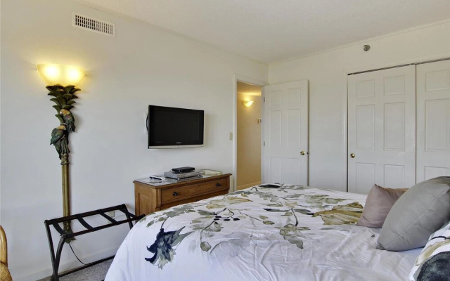 Henlopen Unit 611 by Long & Foster